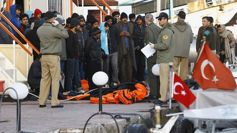 Κωνσταντινούπολη: Προθεσμία ενός μήνα στους Σύρους να επιστρέψουν στις τουρκικές επαρχίες που είναι εγγεγραμμένοι Κωνσταντινούπολη: Προθεσμία ενός μήνα στους Σύρους να επιστρέψουν στις τουρκικές επαρχίες που είναι εγγεγραμμένοι