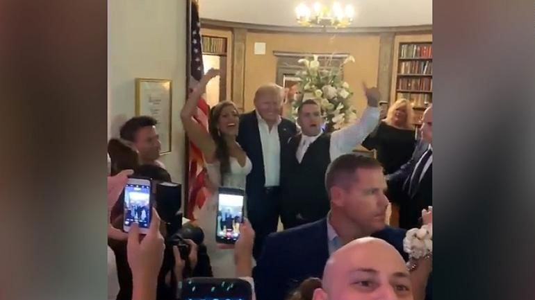 Ο Τραμπ πήγε ακάλεστος σε γάμο στο Νιου Τζέρσεϊ