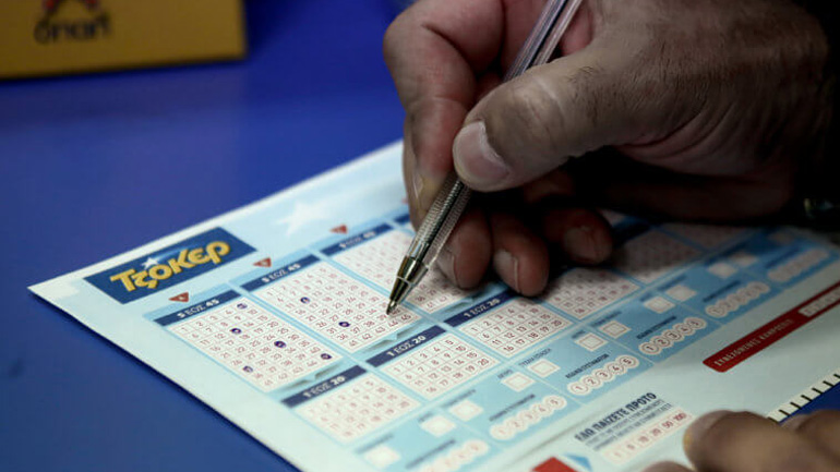 Πατήρ, Υιός και…ΤΖΟΚΕΡ – Η ιστορία των 5,9 εκατ. ευρώ του μεγάλου τζακ ποτ