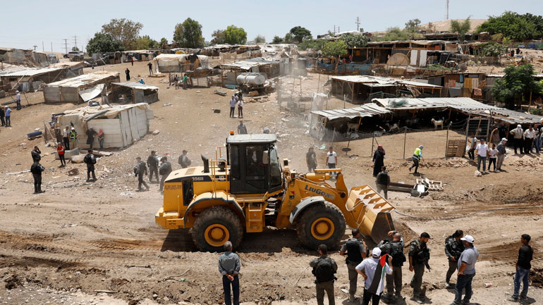 Το Ισραήλ κατεδαφίζει σπίτια Παλαιστινίων στα όρια Αν.  Ιερουσαλήμ – κατεχόμενης Δυτικής Όχθης