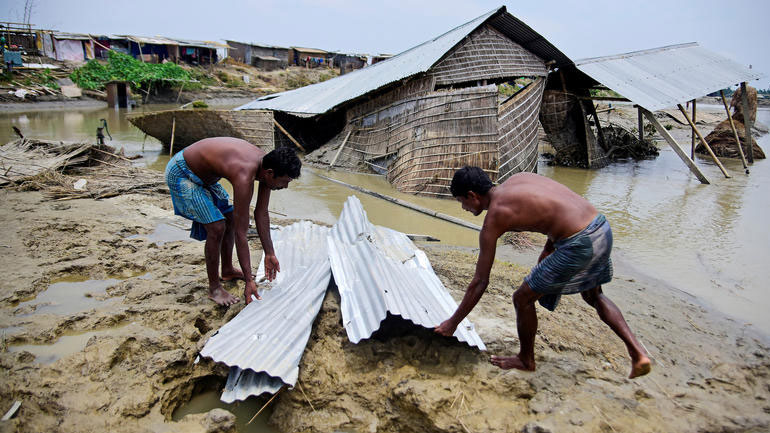 Νότια Ασία: Στους 650 οι νεκροί από τον μουσώνα