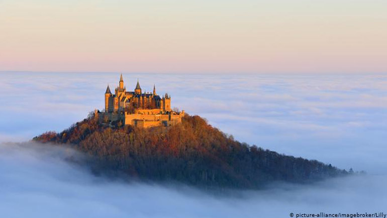 Γερμανία: Οι Χοεντσόλερν ζητούν πίσω τη βασιλική περιουσία