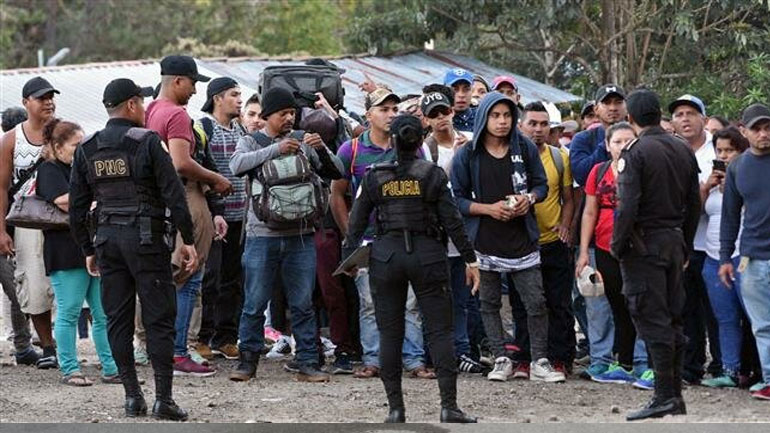 ΗΠΑ: Μόλις 35 μετανάστες συνελήφθησαν στις πολυδιαφημισμένες επιχειρήσεις για τον εντοπισμό πάνω από 2.100