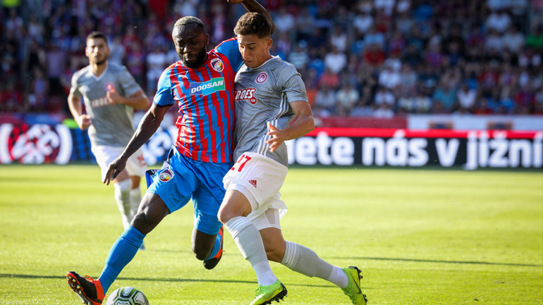 Ισόπαλος στην Τσεχία ο Ολυμπιακός, 0-0 με την Βικτόρια Πλζεν