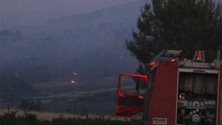 Φωτιά στο Νέο Ικόνιο Περάματος