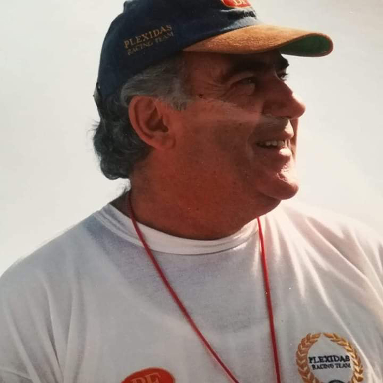 Θα τον θυμόμαστε πάντα με το χαμόγελο...