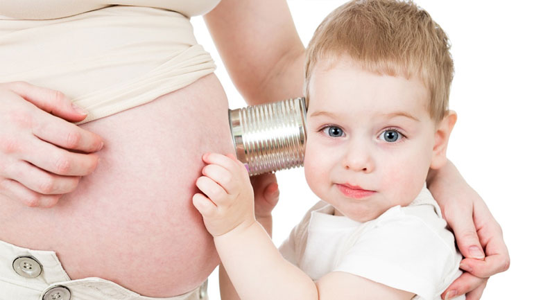 Πώς να προετοιμάσετε το παιδί για το νέο αδελφάκι