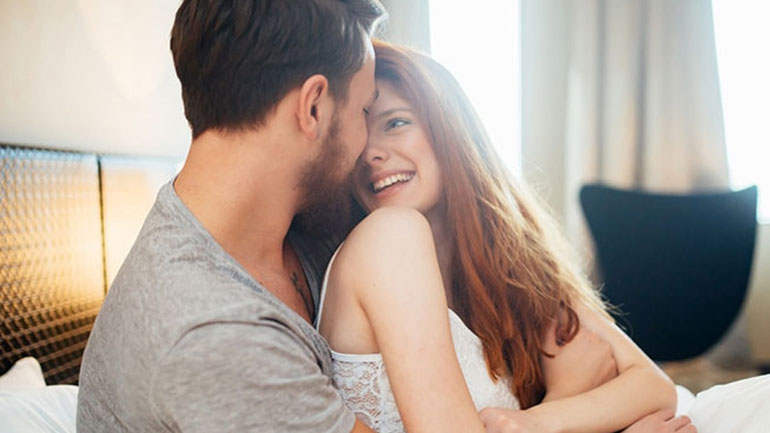 Αυτά είναι τα μυστικά για μια ευτυχισμένη μακροχρόνια σχέση