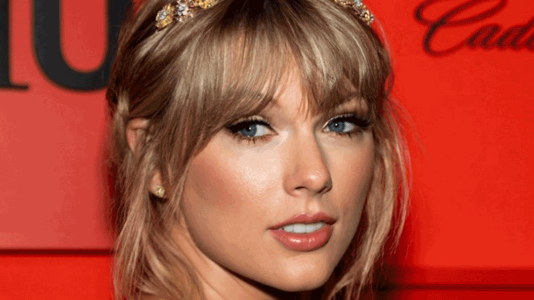 Συνελήφθη ύποπτος άνδρας έξω από το σπίτι της Τέιλορ Σουίφτ