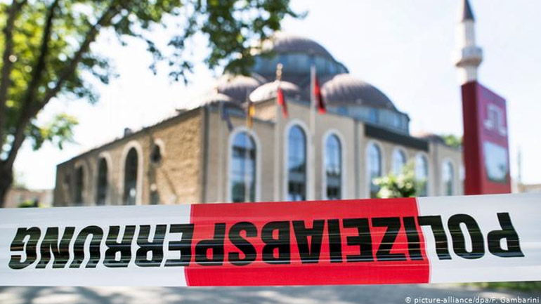 Γερμανία: Πολλαπλασιάζονται οι τρομοκρατικές απειλές εναντίον τζαμιών