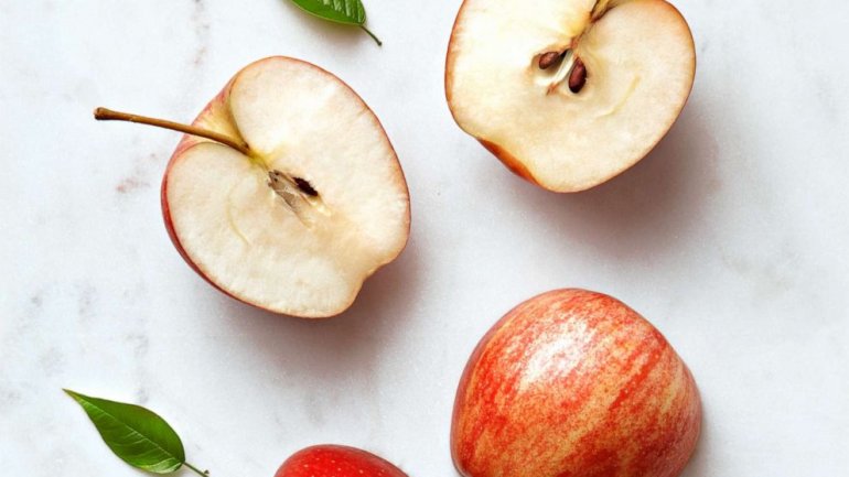 Ένα μήλο έχει περίπου 100 εκατομμύρια βακτήρια