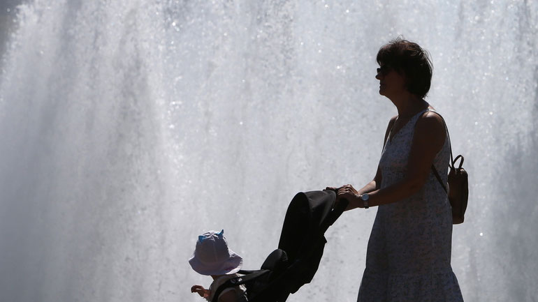 Οι ευρωπαϊκές πόλεις καταρρίπτουν το ένα μετά το άλλο τα ρεκόρ υψηλής θερμοκρασίας