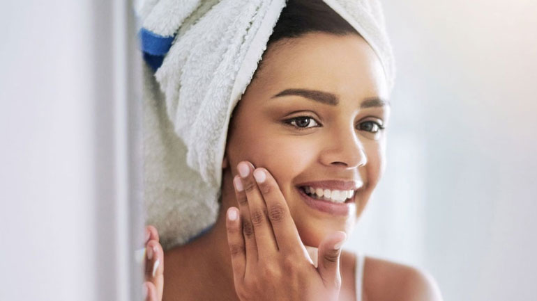 Αντιρυτιδική μάσκα με καρότο για νεανική επιδερμίδα!