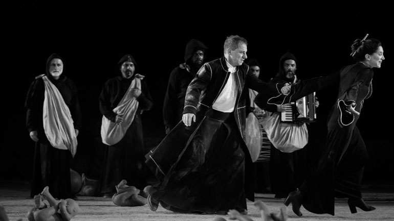 Ο «Οιδίπους Τύραννος», του Σοφοκλή, με δύο νέες παραστάσεις στο Θέατρο Πέτρας και στο Κηποθέατρο Παπάγου