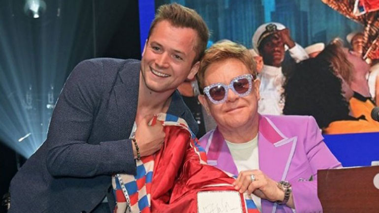 Ο Έλτον Τζον συγκέντρωσε 6 εκατ. δολ. για τη μάχη κατά του AIDS