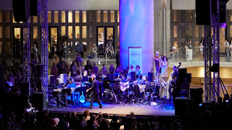 Αυγουστιάτικη πανσέληνος με μουσική στο Μουσείο Ακρόπολης