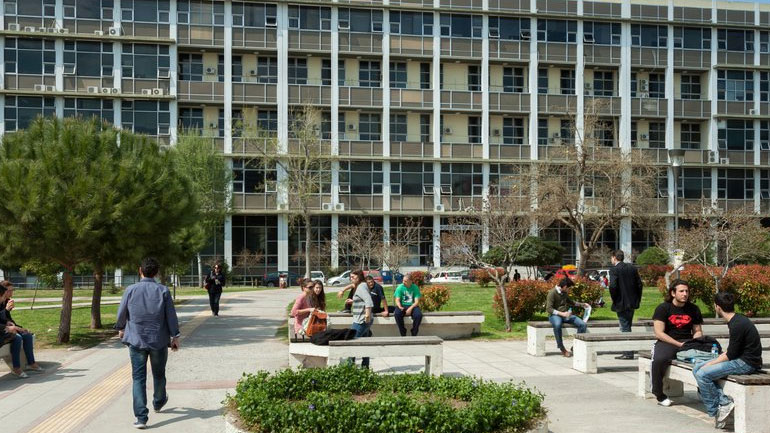 Κλειστές οι υπηρεσίες του ΑΠΘ από τη Δευτέρα και έως τις 16 Αυγούστου