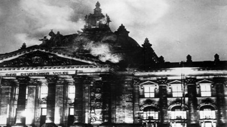 Μια ένορκη κατάθεση ενός Ναζί ξανανοίγει την υπόθεση του εμπρησμού στο Ράιχσταγκ