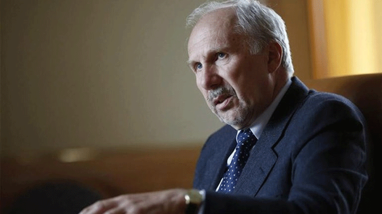 Έβαλντ Νοβότνι: Πολιτική απόφαση η ένταξη της Ελλάδας στο ευρώ