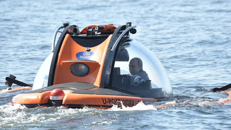 Σε βαθυσκάφος ο Πούτιν για να δει από κοντά σοβιετικό υποβρύχιο του Β’ Παγκοσμίου Πολέμου