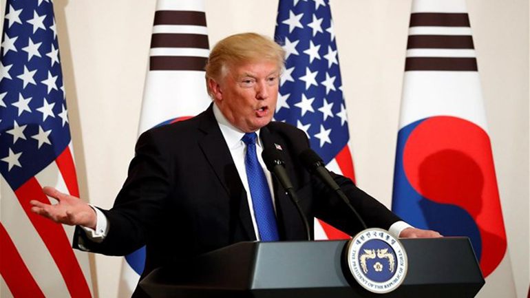 Ο πρόεδρος Τραμπ δηλώνει ότι δεν τον προβλημάτισαν οι πυραυλικές δοκιμές της Βόρειας Κορέας