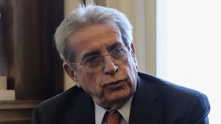 Ο Παναγιώτης Μπεχράκης στην ηγεσία για τον αντικαπνιστικό νόμο