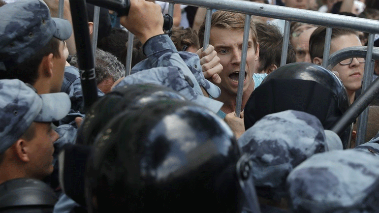 Περισσότερες από 600 συλλήψεις στη Μόσχα σε διαδήλωση της αντιπολίτευσης