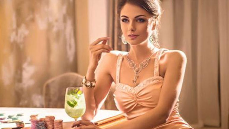 Tips για να δείξεις σε κάποιον ότι σου αρέσει χωρίς να τον φρικάρεις