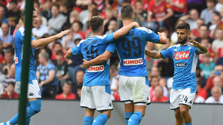 «Μάθημα» της Νάπολι στη Λίβερπουλ