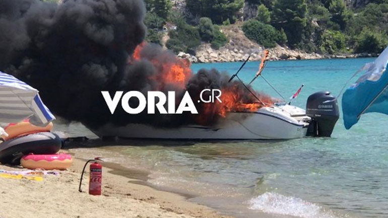 Με ελαφρά τραύματα νοσηλεύονται μητέρα και κόρη μετά την έκρηξη σε ταχύπλοο στη Χαλκιδική