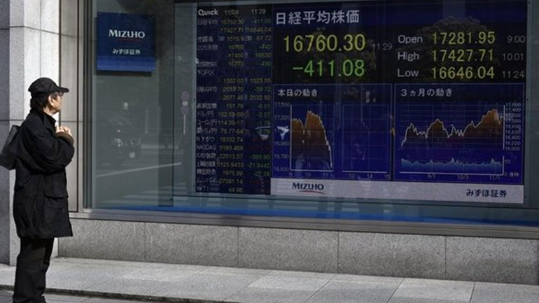 Με πτώση έκλεισε το Τόκιο