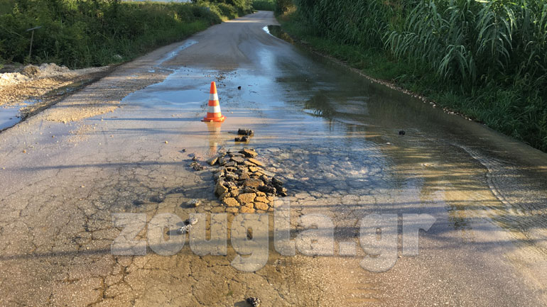 Καταγγελία για κίνδυνο καθίζησης του οδοστρώματος σε περιοχή του Δήμου Πάργας