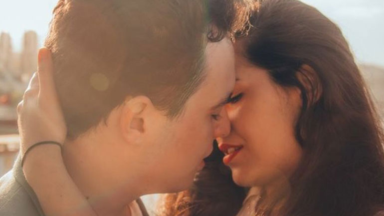 Αγάπη είναι η επιθυμία για την ευτυχία του άλλου!