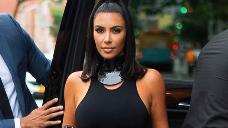 H Kim Kardashian φωτογραφήθηκε με κρατουμένους σε φυλακή της Ουάσινγκτον!