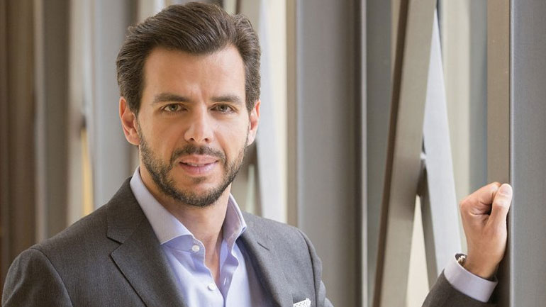 Ο Β. Αποστολόπουλος επανεξελέγη πρόεδρος της ΕΕΝΕ