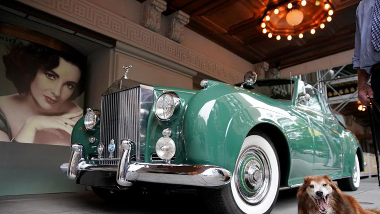 Στο σφυρί Rolls Royce και Ferrari της Ελίζαμπεθ Τέιλορ