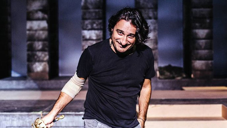 Βασίλης Χαραλαμπόπουλος: «Έχω μετανιώσει για όλα, είμαι τελειομανής βλέπεις»