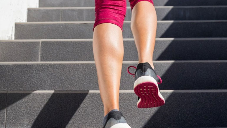 Αεροβική άσκηση πριν ή μετά τα βάρη; Τι λένε οι ειδικοί