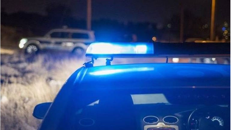 Άγνωστοι «γάζωσαν» με σφαίρες αυτοκίνητο στον Χολαργό