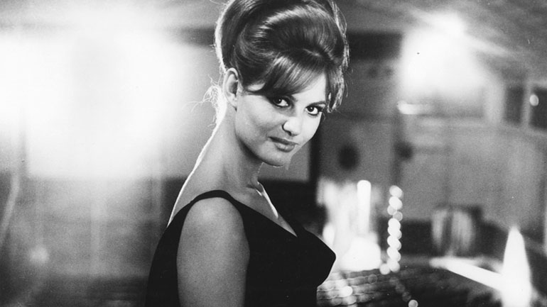 Η αριστουργηματική ταινία «8 ½» του Φελίνι με τους Μαρτσέλο Μαστρογιάννι και Κλαούντια Καρντινάλε σε επανέκδοση