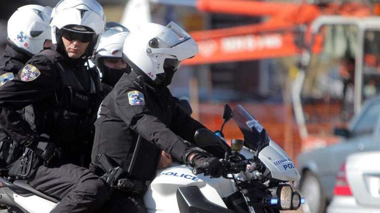 Γνωστός παρουσιαστής και μοντέλο συνελήφθη για συνέργεια σε κλοπή