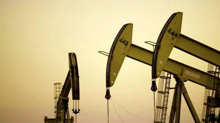 Μειώνονται σήμερα οι τιμές του πετρελαίου στις ασιατικές αγορές