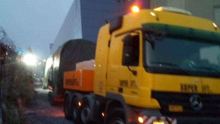 Στη Θεσσαλονίκη έφτασε ο δεύτερος συρμός του μετρό