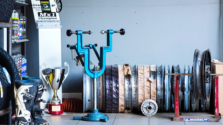 Ακτινολόγηση σε ακτινωτές ζάντες κάθε τύπου μοτοσυκλέτας