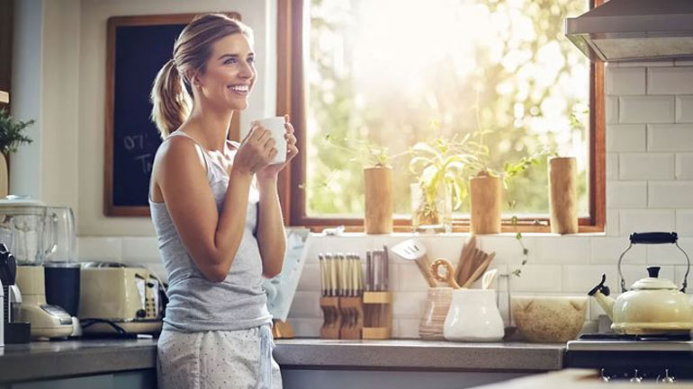 Το ρόφημα που πρέπει να πιείτε μόλις ανοίξετε τα μάτια σας!