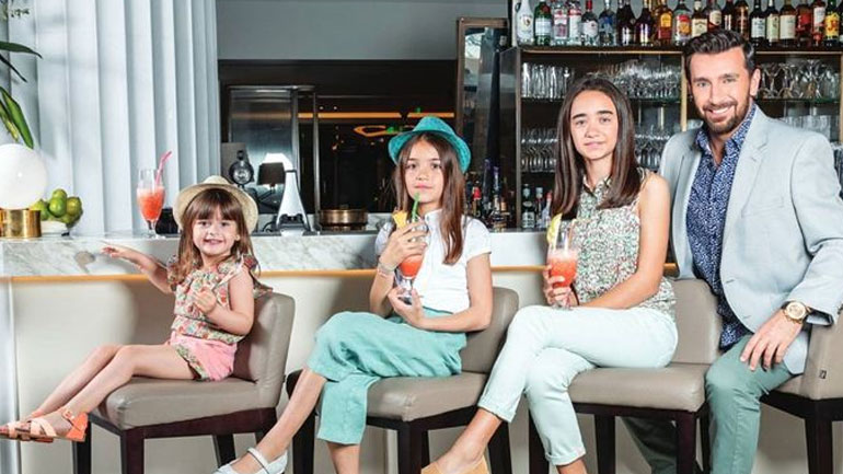 Θάνος Πετρέλης: «Δεν θα ήθελα οι κόρες μου να ακούν τα τραγούδια του Sin Boy»