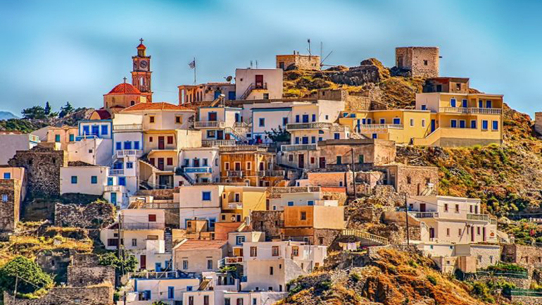 Πυρκαγιά σε ξενοδοχείο στην Κάρπαθο Πυρκαγιά σε ξενοδοχείο στην Κάρπαθο