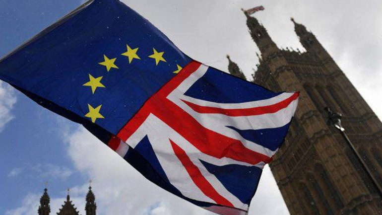 Sunday Telegraph: Η Βουλή των Κοινοτήτων δεν μπορεί να εμποδίσει ένα Brexit χωρίς συμφωνία