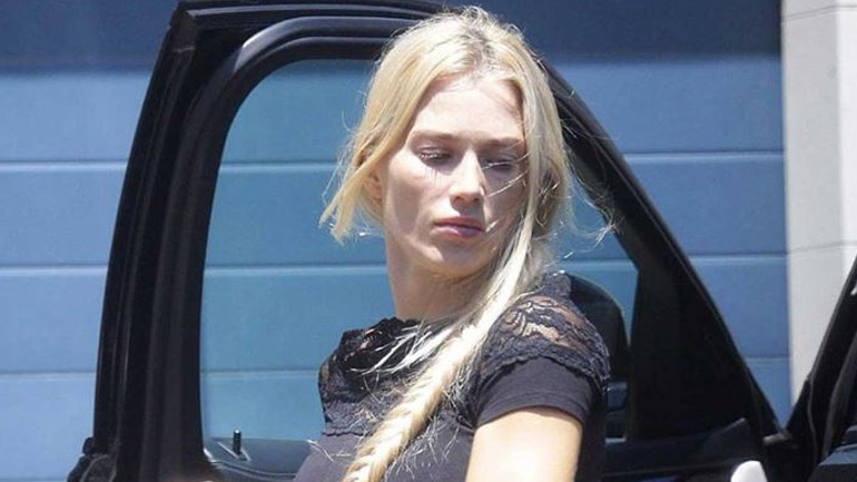 Σε μοναστήρι η Βικτώρια Καρύδα