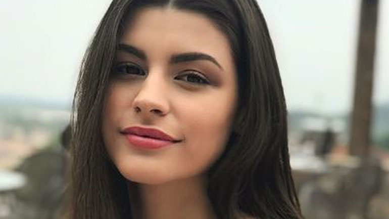 Δανάη Παππά: Οι διακοπές στην Πάρο με τον αγαπημένο της